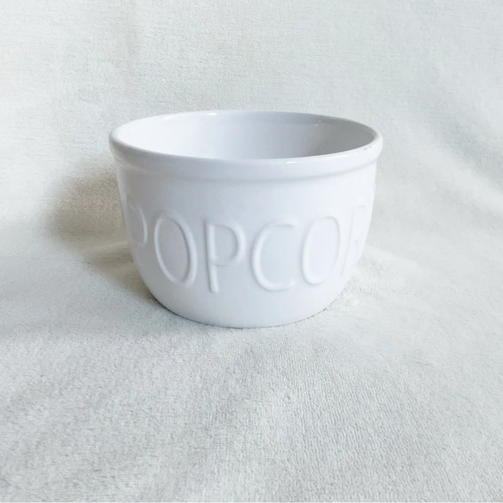 Crate & Barrel POPCORN Embossed Bowl White BIA Cordon Bleu Movie Night